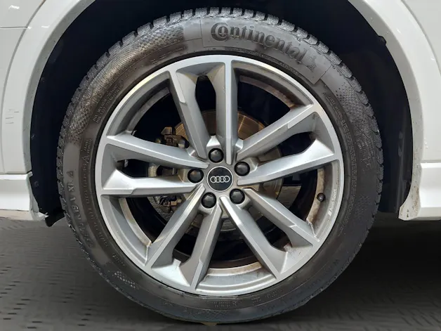 Audi Q3 35 TDI S line quattro S-tronic
