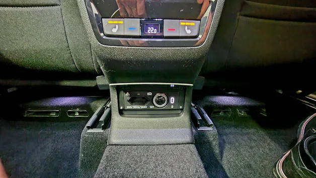 Škoda Karoq 1.5 TSI Selection DSG