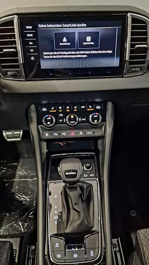 Škoda Karoq 1.5 TSI Selection DSG