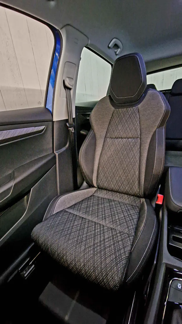 Škoda Karoq 1.5 TSI Selection DSG