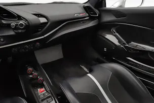Ferrari 488 Pista Spider 3.9 V8