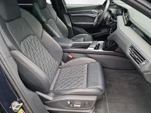 Audi e-tron S quattro