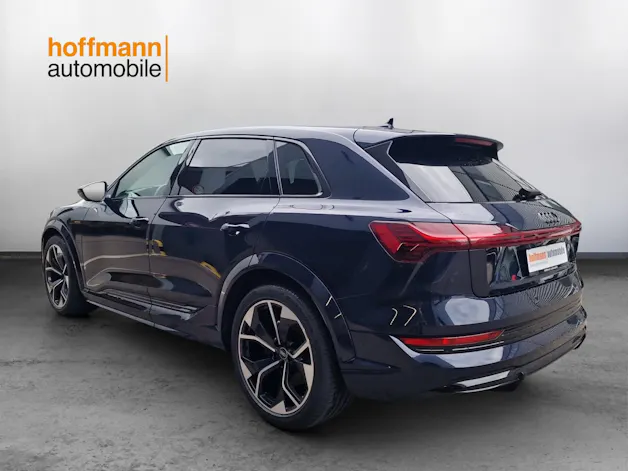 Audi e-tron S quattro