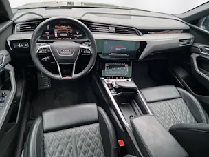 Audi e-tron S quattro