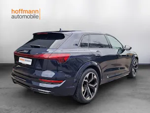 Audi e-tron S quattro