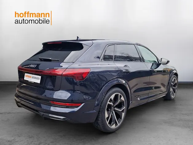 Audi e-tron S quattro