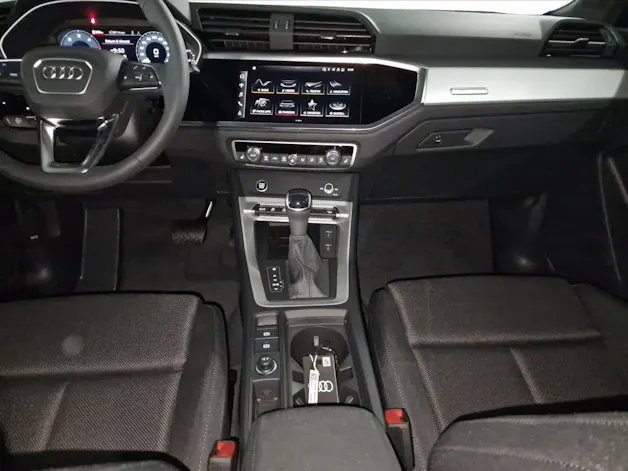 Audi Q3 40 TDI S line quattro S-tronic