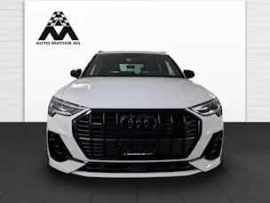 Audi Q3 40 TDI S line quattro S-tronic