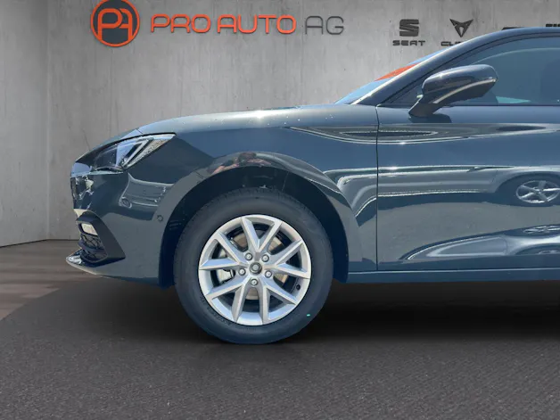 SEAT Leon 1.5 eTSI mHEV DSG Go
