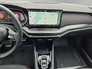 Škoda Octavia Combi 2.0 TSI DSG RS
