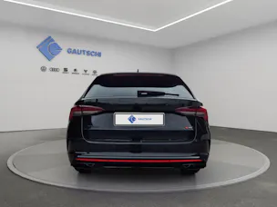 Škoda Octavia Combi 2.0 TSI DSG RS