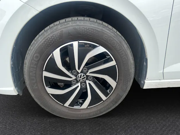 VW Polo 1.0 TSI Basis