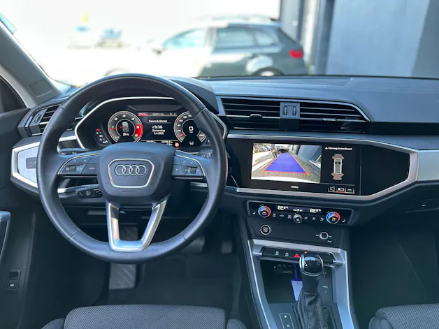 Audi Q3 35 TDI S line quattro S-tronic