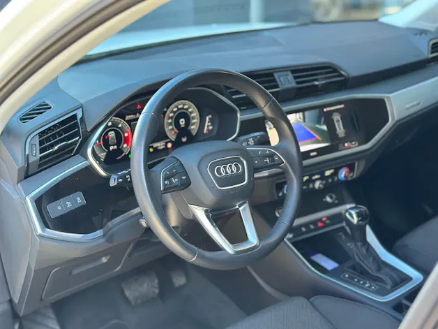 Audi Q3 35 TDI S line quattro S-tronic