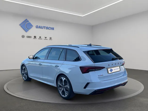 Škoda Octavia Combi 2.0 TSI DSG RS