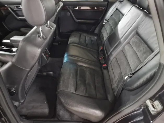 Audi S6 Avant quattro 4.2