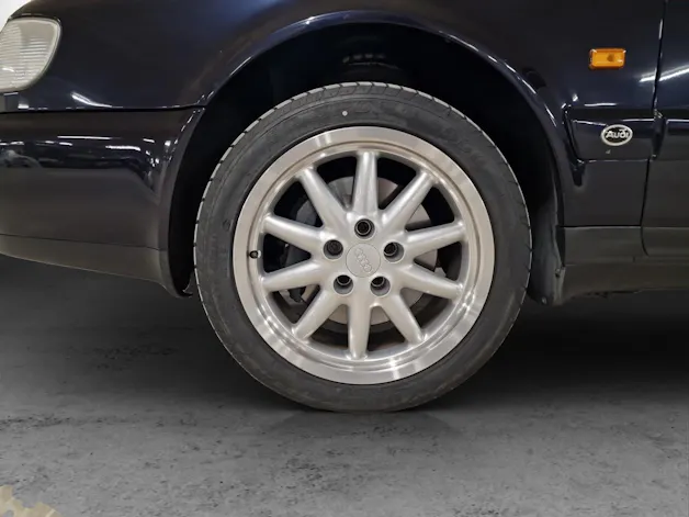 Audi S6 Avant quattro 4.2