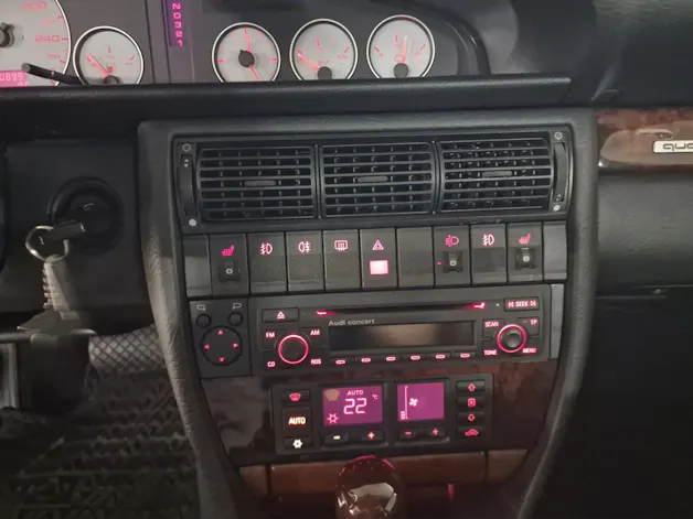 Audi S6 Avant quattro 4.2