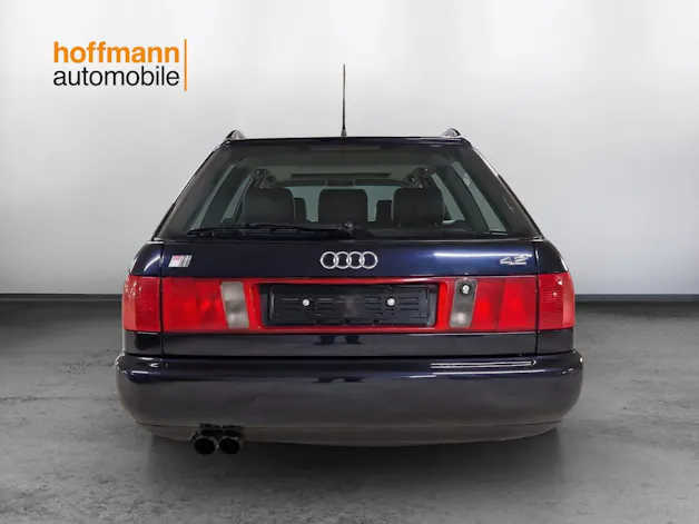 Audi S6 Avant quattro 4.2
