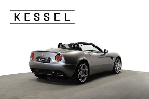 Alfa Romeo 8C Spider