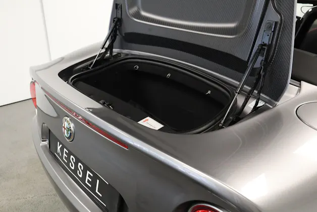 Alfa Romeo 8C Spider