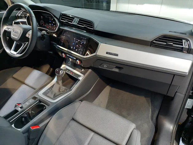 Audi Q3 35 TDI S line quattro S-tronic