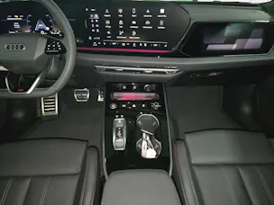 Audi A5 Avant TDI quattro 150 kW Attraction S tronic