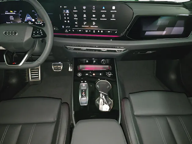 Audi A5 Avant TDI quattro 150 kW Attraction S tronic