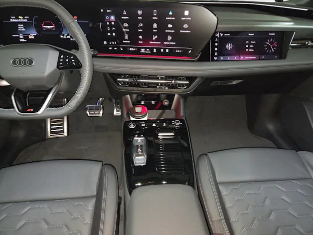 Audi A6 Avant e-tron quattro