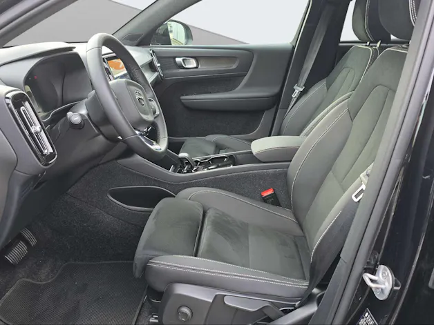 Volvo C40 Recharge E80 82kWh Twin AWD Pure Electric Plus
