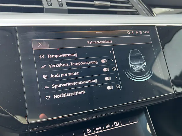 Audi Q8 55 e-tron advanced quattro