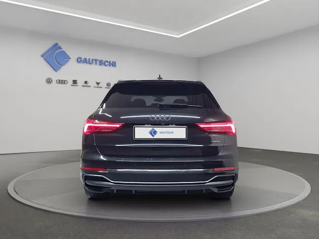 Audi Q3 35 TDI S line quattro S-tronic