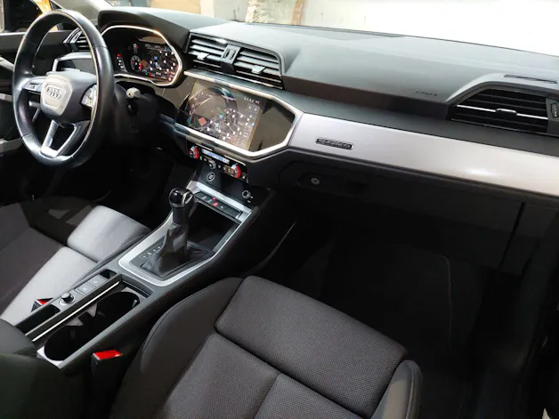 Audi Q3 35 TDI S line quattro S-tronic