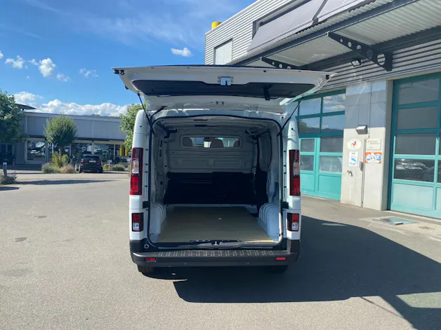 Nissan Primastar dCi 150 3.0 L1H1 N-Connecta