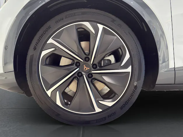 Cupra Tavascan Type 8 77 kWh VZ