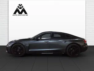AUDI e-tron GT quattro