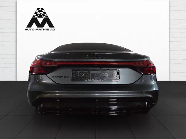 AUDI e-tron GT quattro