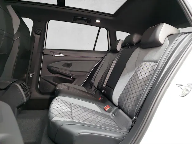 VW Golf 1.5 eTSI mHEV R-Line DSG
