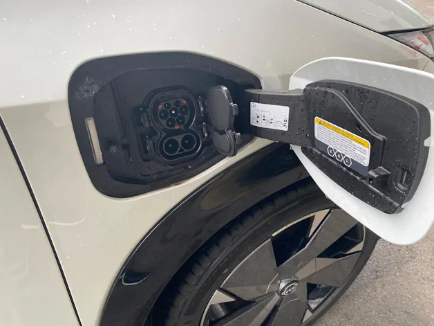 Nissan Ariya 87 kWh e-4orce Evolve400 Allrad
