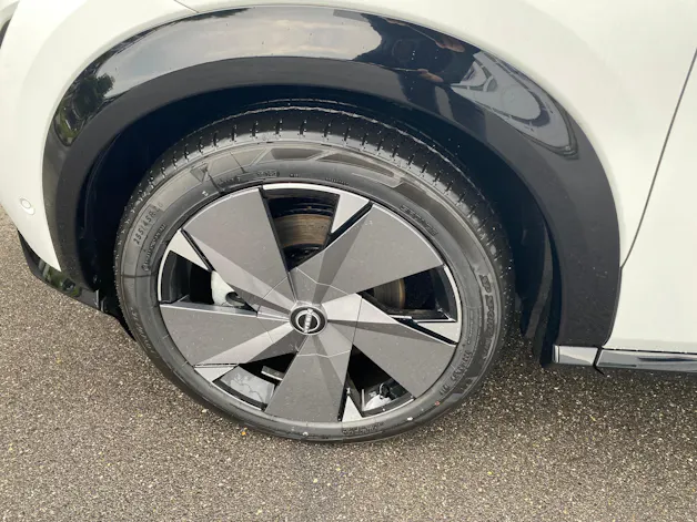 Nissan Ariya 87 kWh e-4orce Evolve400 Allrad