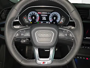 Audi Q3 45 TFSI S line quattro S-tronic