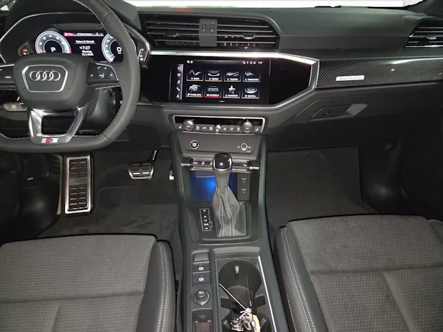 Audi Q3 45 TFSI S line quattro S-tronic
