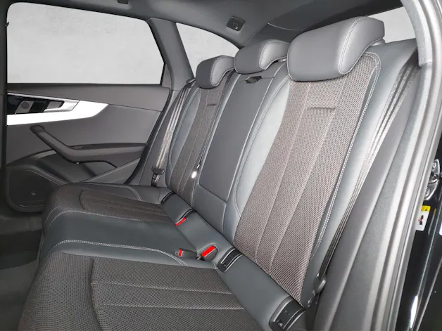 Audi A4 40 TDI quattro S-tronic