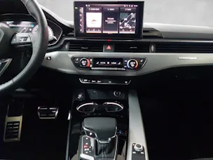 Audi A4 40 TDI quattro S-tronic