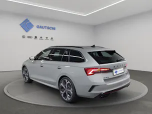 Škoda Octavia Combi 2.0 TSI DSG RS