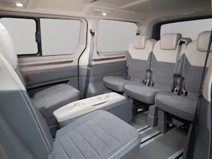 VW Multivan Style Lang 2.0 TDI