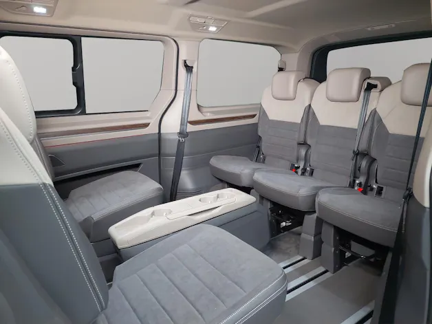 VW Multivan Style Lang 2.0 TDI