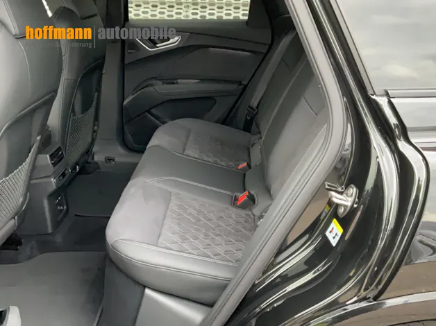 Audi Q4 e-tron 45 quattro