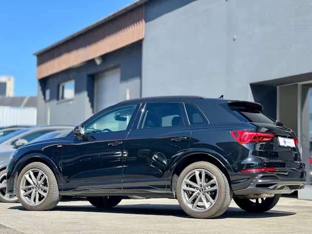 Audi Q3 35 TDI S line quattro S-tronic