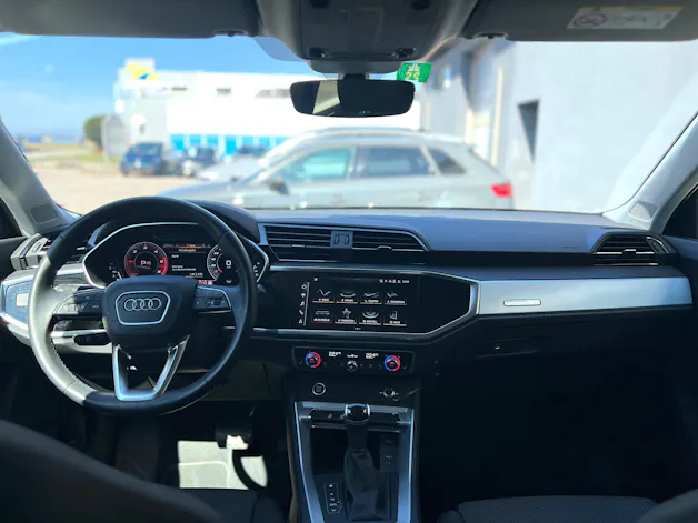 Audi Q3 35 TDI S line quattro S-tronic